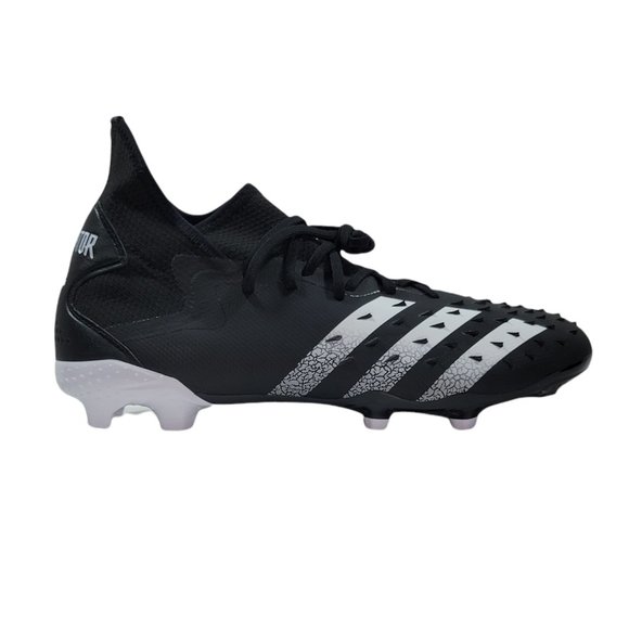 ADIDAS Other - Adidas Predator Freak .2F Soccer Shoes Men's Black/White (Size US 12)